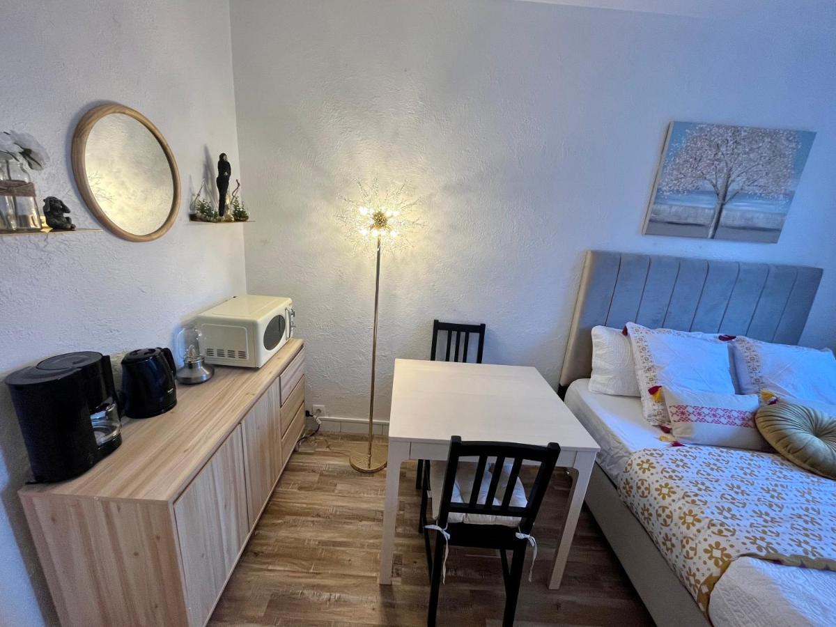 Studio Situe A 5 Min Du Chateau De Versailles Et Stationnement Gratuit Extérieur photo